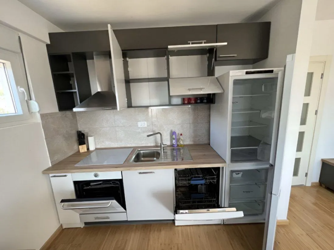 Sale, apartment, 71m², Šušanj, Bar