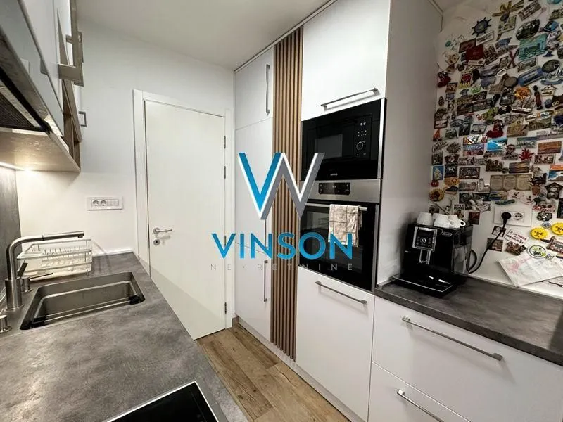 Prodaja, trosoban stan, 73m², Novo naselje, Novi Sad