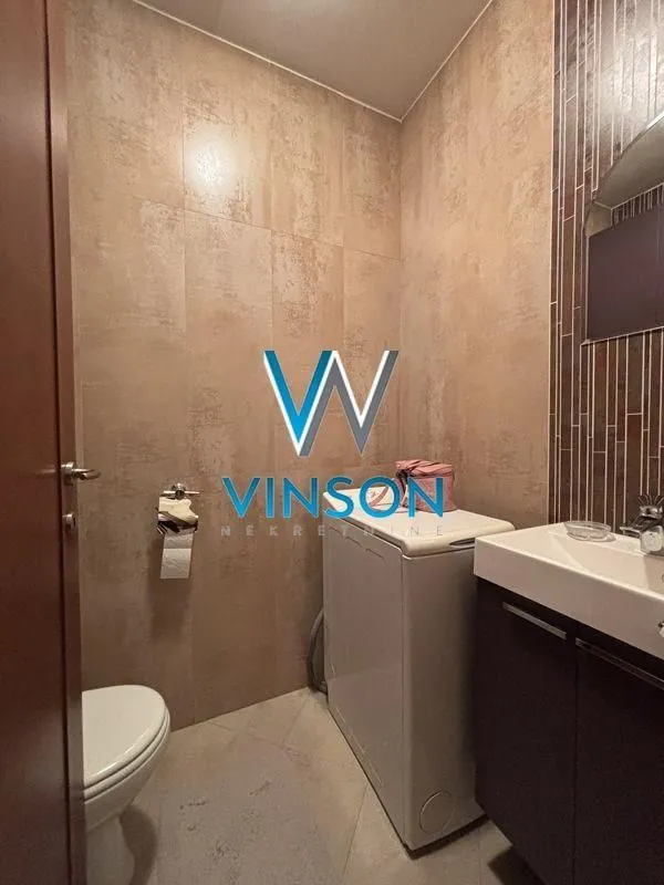 Prodaja, četvorosoban stan, 115m², Grbavica, Novi Sad Sve Podlokacije