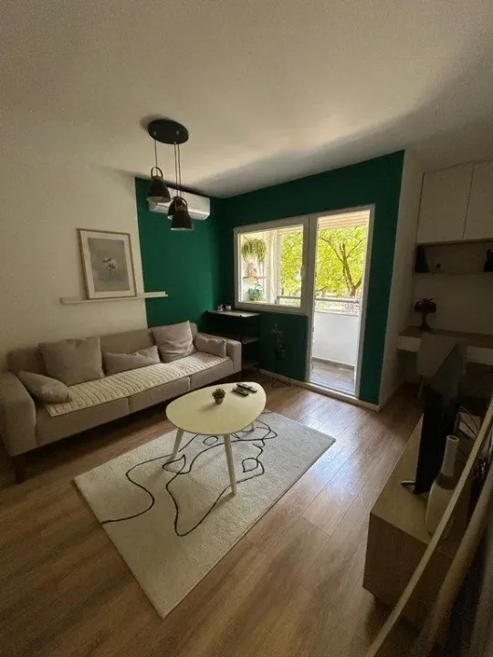 Izdavanje, jednosoban stan, 40m², Blok 5, Podgorica