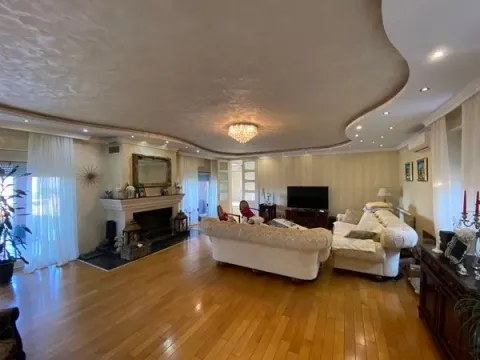 Rent, house, 720m², Vrnjačka Banja, Srbija - image 3