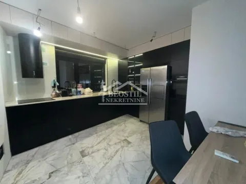 Prodaja, četvorosoban stan, 130m², Centar, Smederevo - image 5