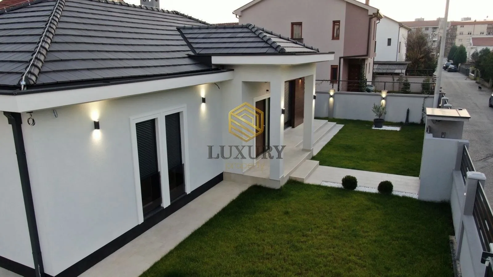 Rent, house, 160m², Dalmatinska ulica, Podgorica