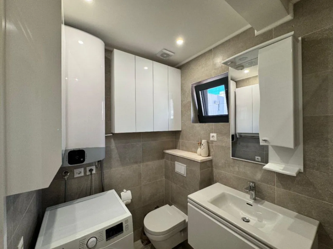 Prodaja, trosoban stan, 76m², Kava, Tivat