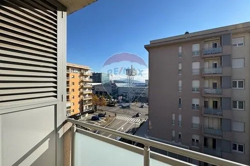 Izdavanje, jednosoban stan, 42m², City Kvart, Podgorica