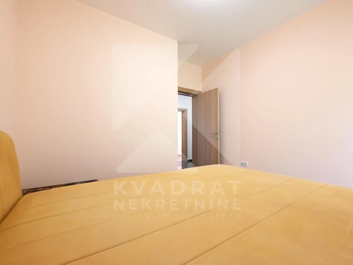 Sale, house, 200m², Rogami, Podgorica