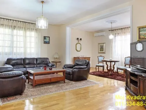 Izdavanje, kuća, 390m², Savski Venac, Beograd