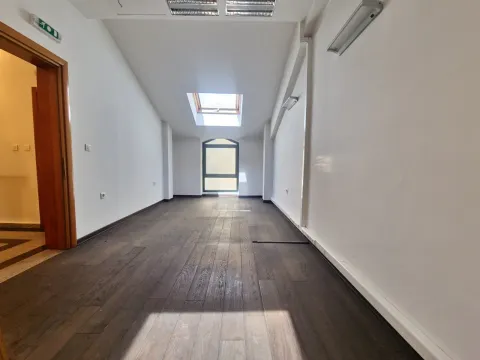 Sale, office space, 500m², Podgorica, Crna Gora - image 15