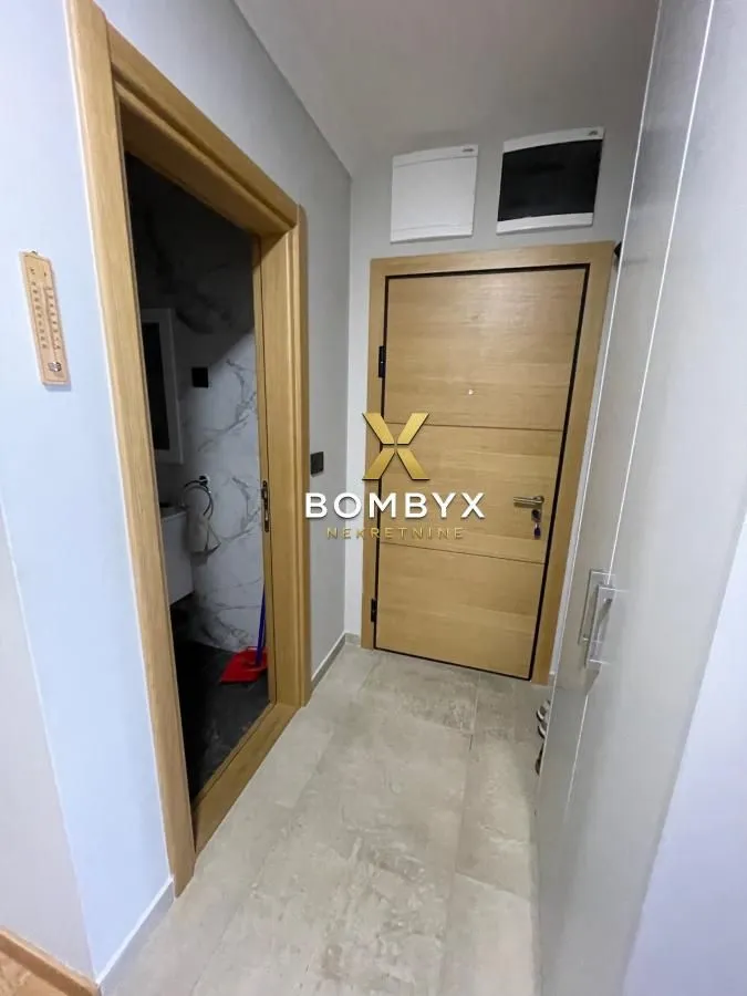 Prodaja, trosoban stan, 72m², Nova Detelinara, Novi Sad Sve Podlokacije