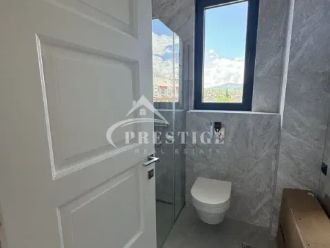 Izdavanje, dvosoban stan, 83m², City Kvart, Podgorica - image 2