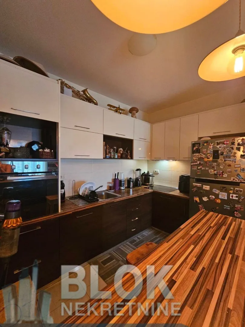 Izdavanje, jednosoban stan, 55m², Blok 6, Podgorica