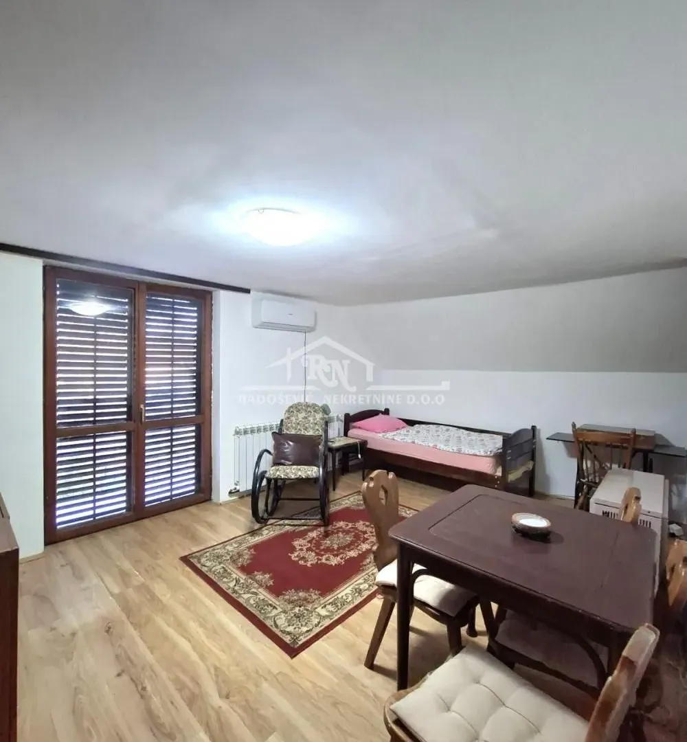 Sale, house, 208m², Voždovac Sve Podlokacije, Beograd