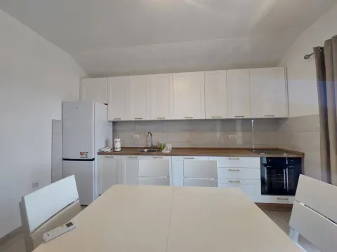 Rent, two bedroom apartment, 100m², Radanovići, Kotor - image 7