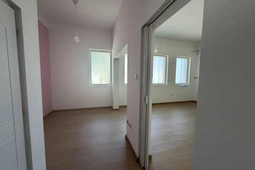 Rent, office space, 40m², Lekino Brdo, Voždovac Sve Podlokacije