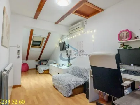 Prodaja, četvorosoban stan, 104m², Stari Grad, Beograd - image 19