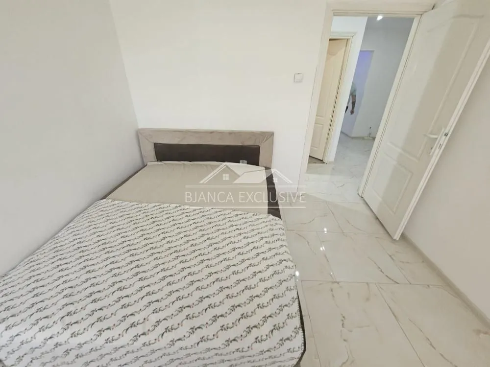 Prodaja, trosoban stan, 77m², Brace Jerković, Voždovac Sve Podlokacije