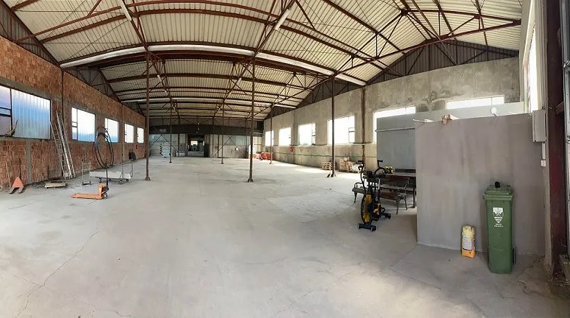 Izdavanje, poslovni prostor, 1900m², Borča 1, Borča Sve Podlokacije