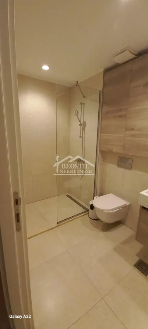 Rent, three bedroom apartment, 91m², Savski Venac, Beograd