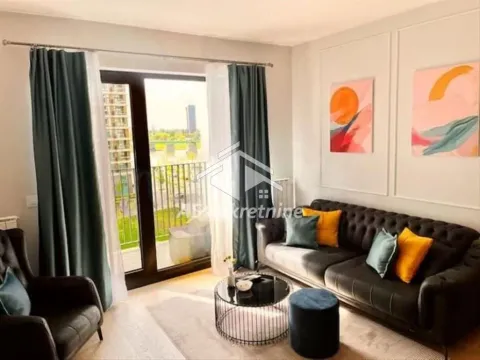 Izdavanje, trosoban stan, 75m², Savski Venac, Beograd - image 1