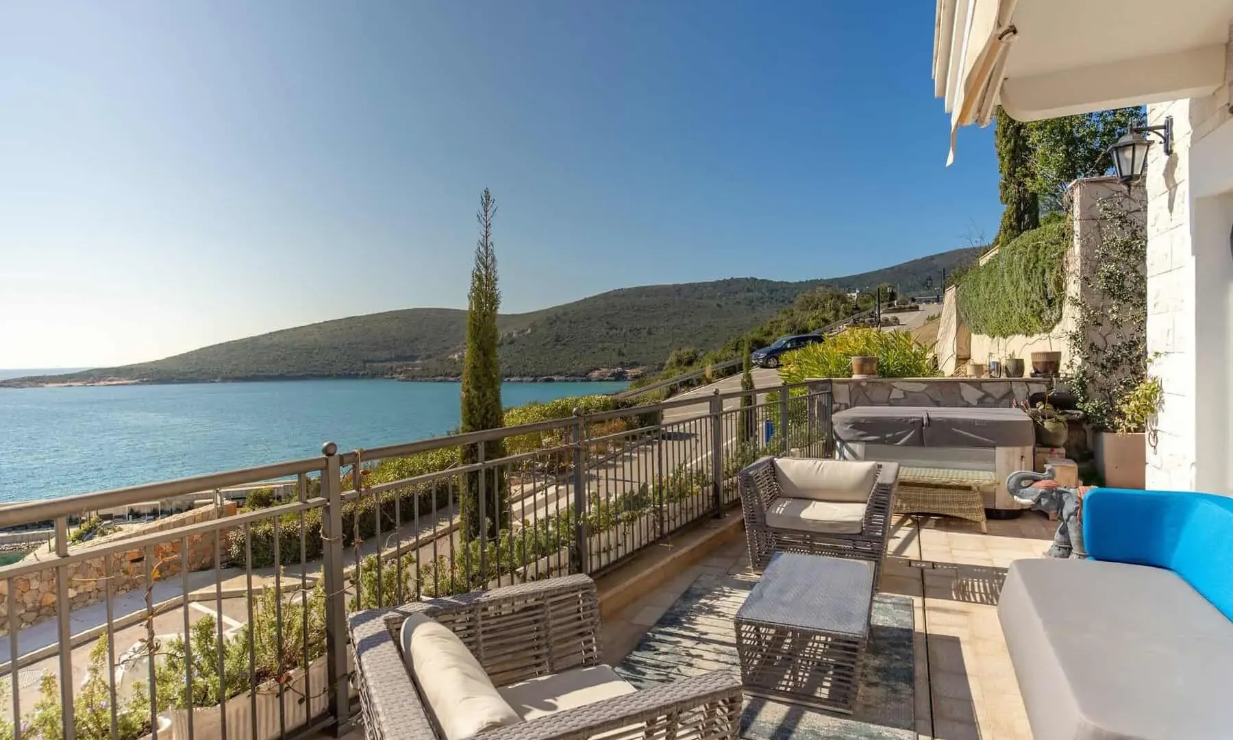 Sale, house, 222m², Kotor, Crna Gora
