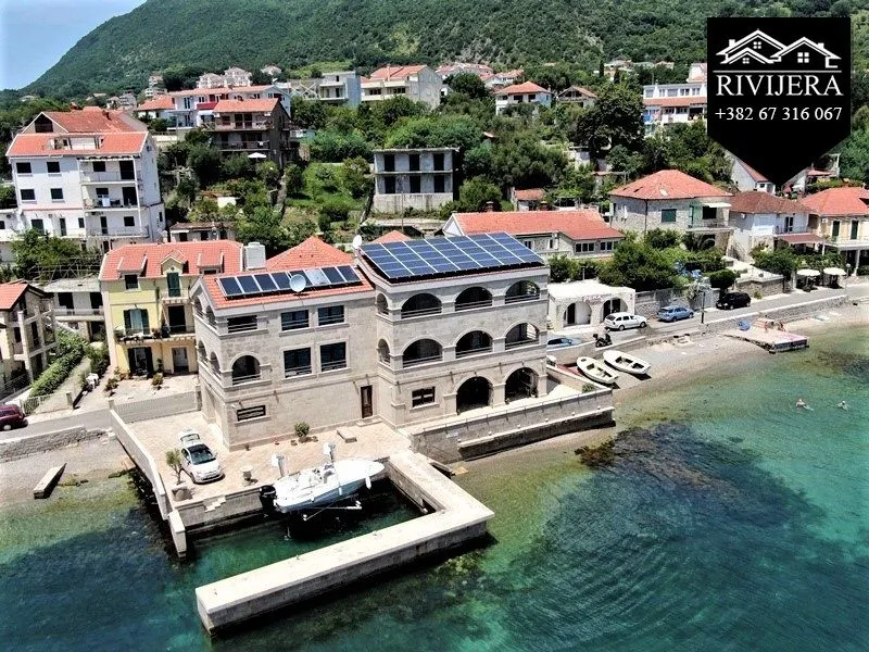 Prodaja, kuća, 411m², Đenovići, Herceg Novi