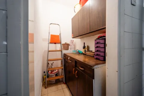 Prodaja, dvosoban stan, 69m², Centar, Cetinje - image 11