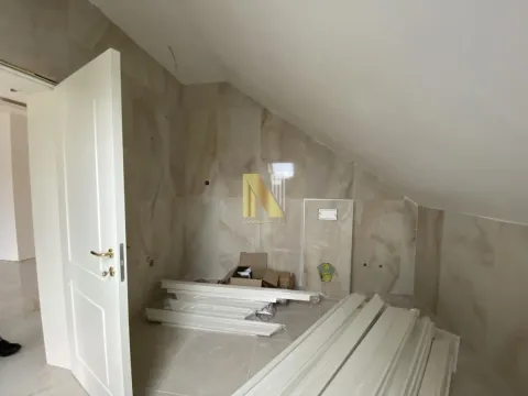 Prodaja, kuća, 304m², Centar, Žabljak - image 15