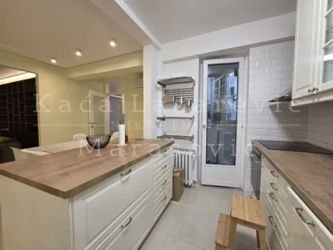 Izdavanje, četvorosoban stan, 99m², Gundulićev Venac, Beograd - image 9