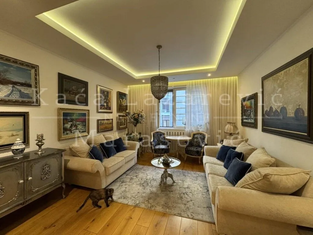 Prodaja, trosoban stan, 95m², Stari Grad, Beograd