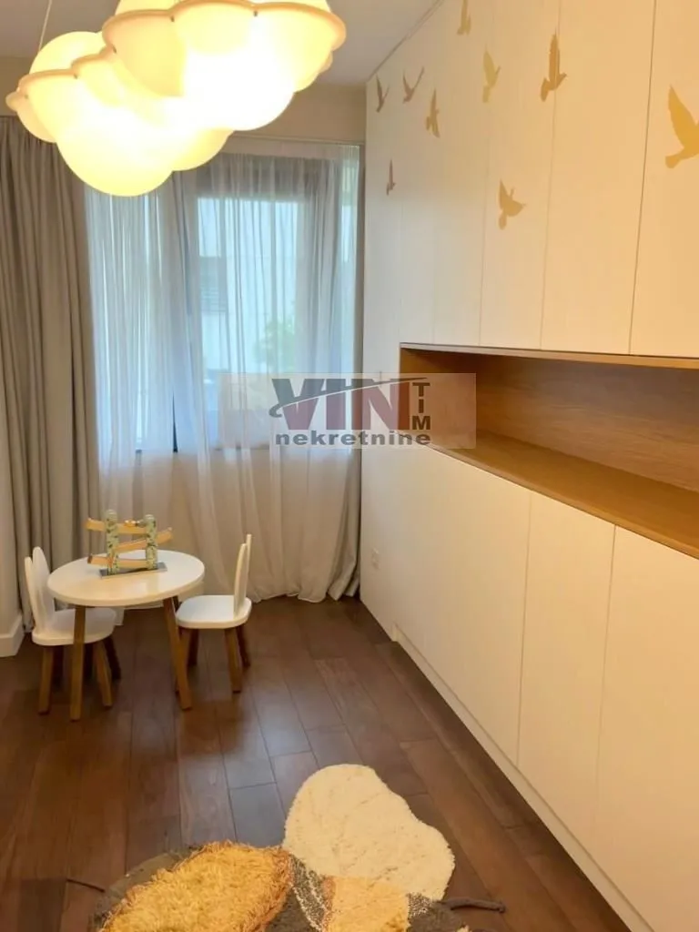 Sale, four bedroom apartment, 148m², Stari Grad, Beograd