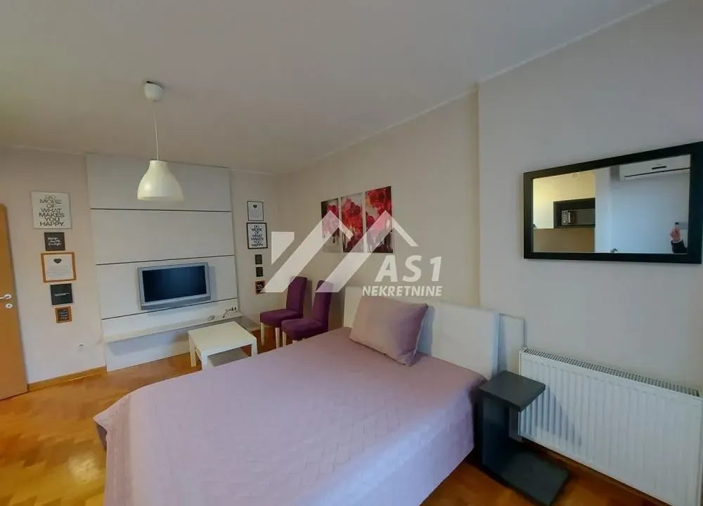 Izdavanje, stan, 26m², Novi Sad Sve Podlokacije, Novi Sad