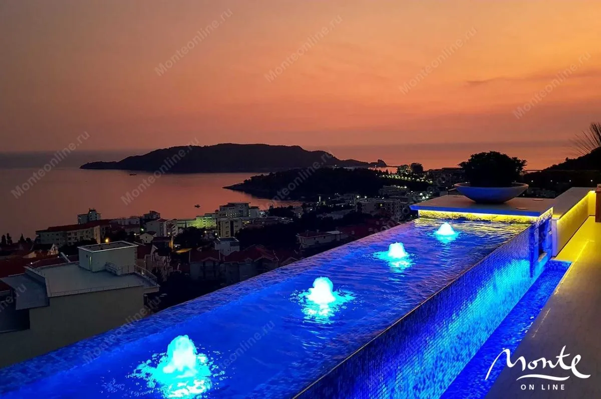 Sale, two bedroom apartment, 168m², Bečići, Budva