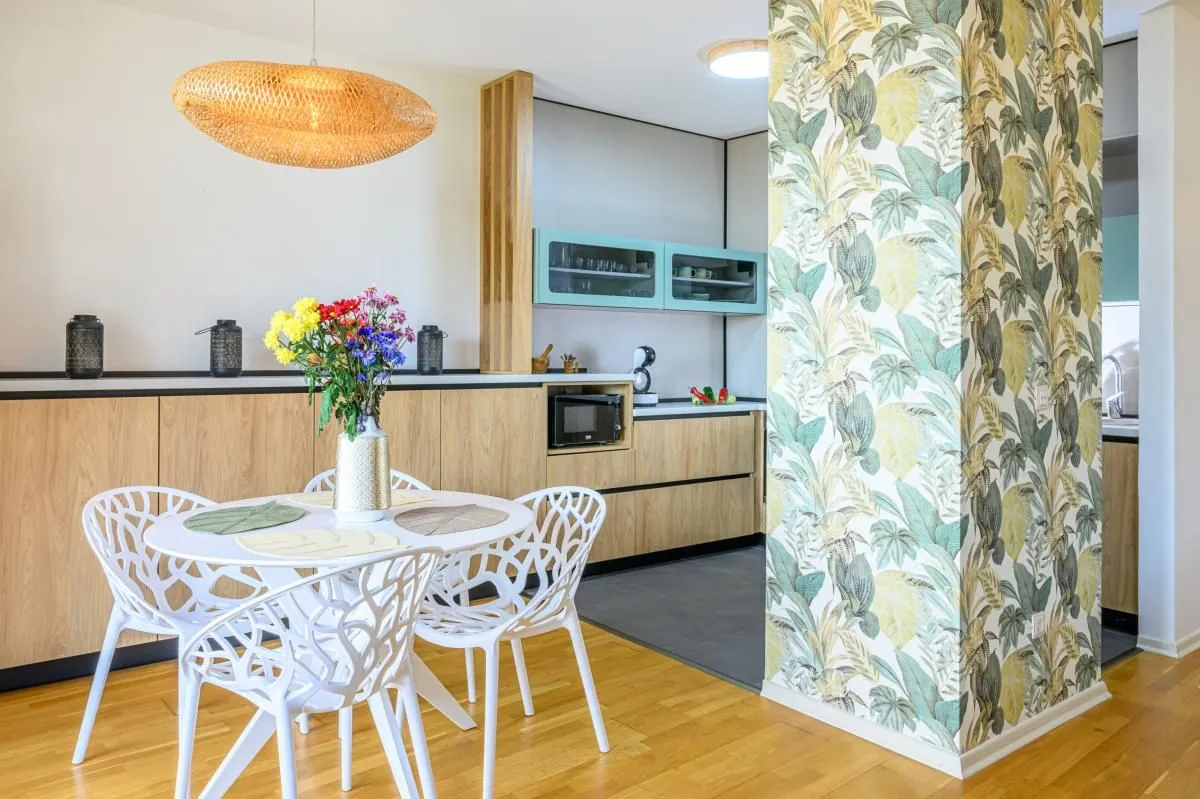 Rent, two bedroom apartment, 95m², Bečići, Budva
