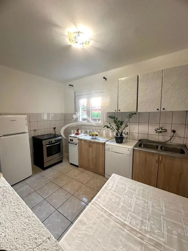 Rent, house, 160m², Gornja Gorica, Podgorica