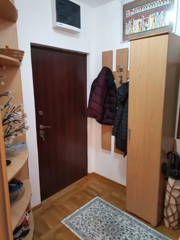 Prodaja, trosoban stan, 84m², Zvezdara Sve Podlokacije, Beograd