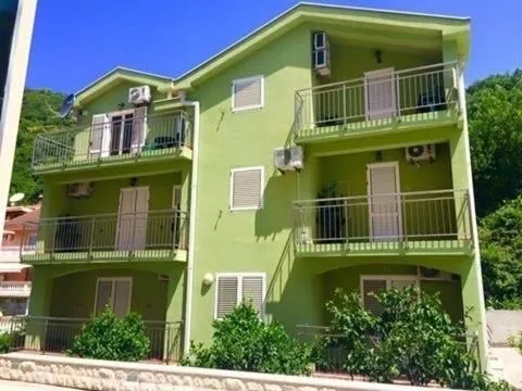 Prodaja, kuća, 302m², Herceg Novi, Crna Gora