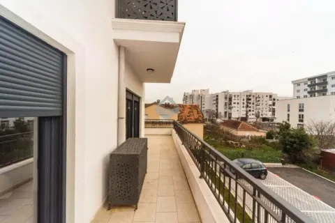 Sale, one bedroom apartment, 70m², Zabjelo, Podgorica - image 10