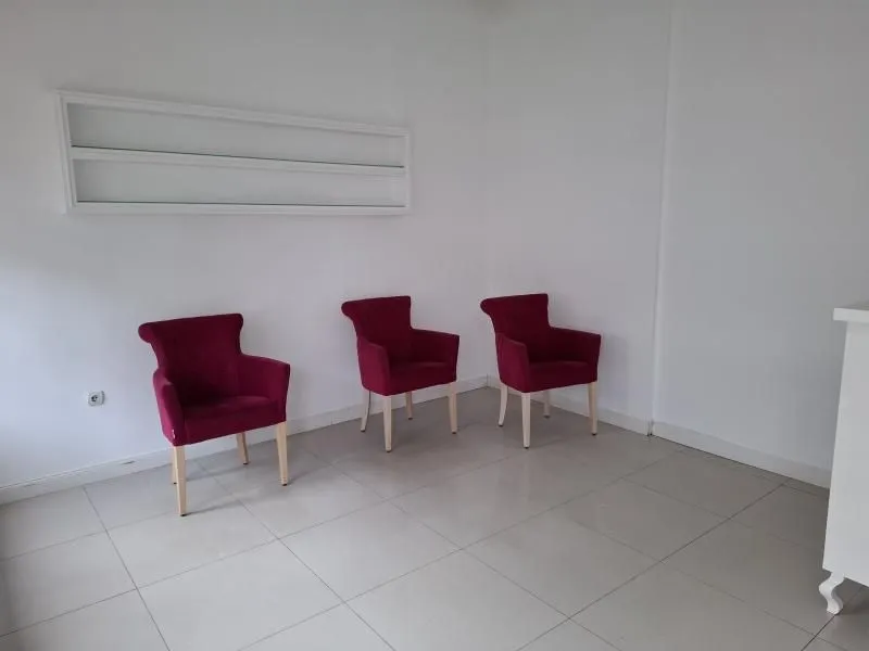 Prodaja, poslovni prostor, 75m², Bar, Crna Gora