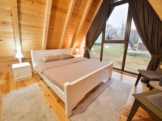 Prodaja, kuća, 218m², Motički gaj, Žabljak