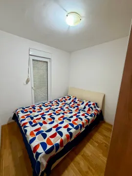 Izdavanje, jednosoban stan, 40m², Kod Big Fashion-a, Podgorica - image 4