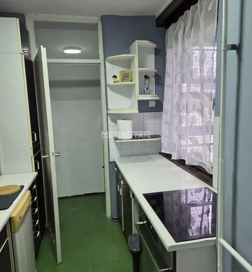 Prodaja, jednosoban stan, 65m², Novi Beograd Blok 72, Novi Beograd Sve Podlokacije