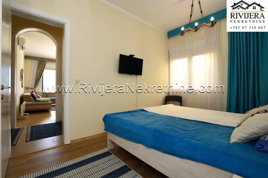Prodaja, trosoban stan, 80m², Đenovići, Herceg Novi