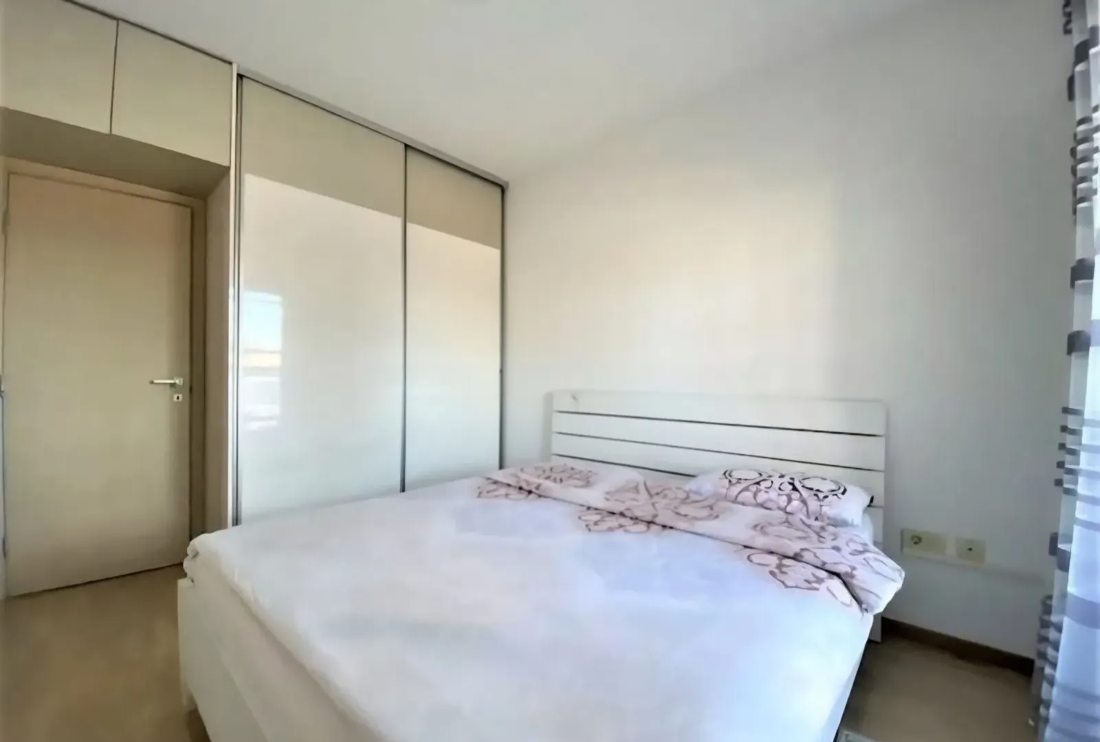 Izdavanje, jednosoban stan, 47m², City Kvart, Podgorica