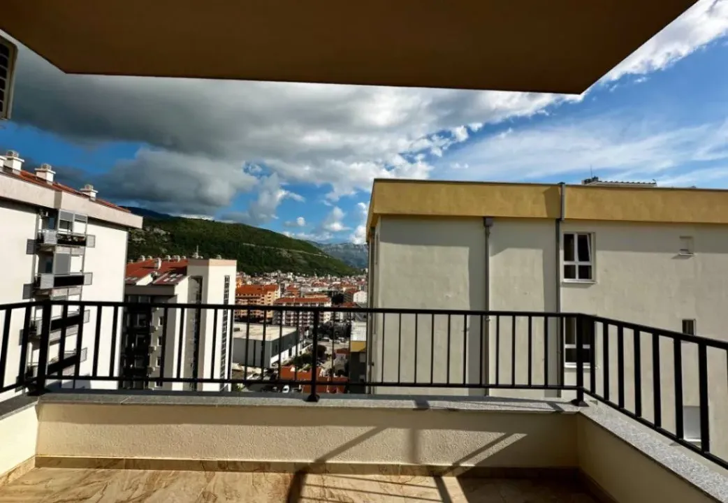 Sale, two bedroom apartment, 71m², Dubovica, Budva