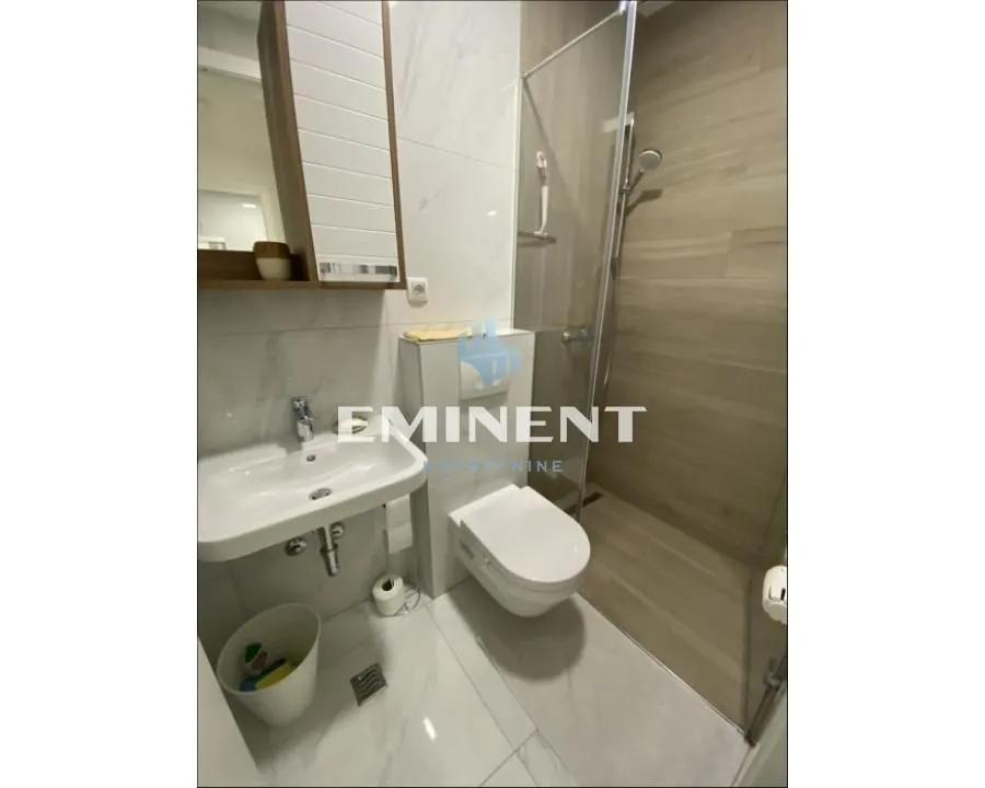 Izdavanje, stan, 77m², Lekino Brdo, Voždovac Sve Podlokacije