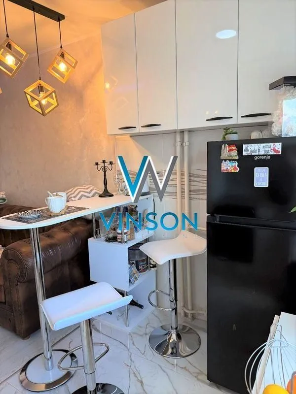 Prodaja, jednosoban stan, 39m², Bulevar Oslobodjenja, Novi Sad Sve Podlokacije