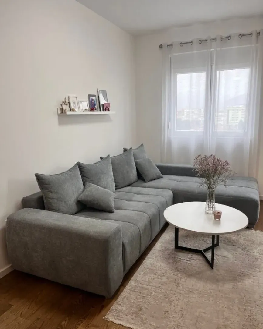 Izdavanje, jednosoban stan, 45m², Pobrežje, Podgorica