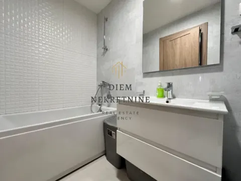 Rent, two bedroom apartment, 85m², Master Kvart, Podgorica - image 11