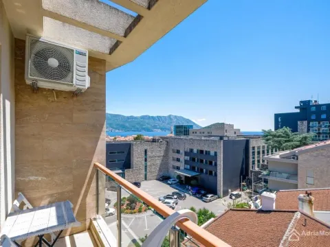 Sale, two bedroom apartment, 75m², Centar, Budva - image 19