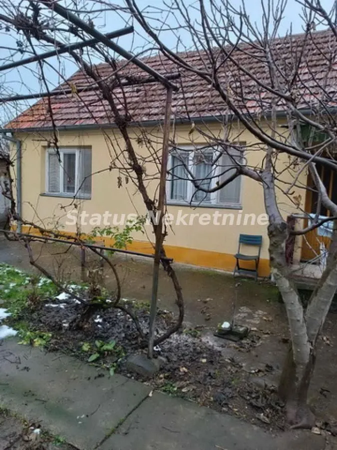 Sale, house, 122m², Šid, Srbija